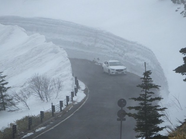 雪の回廊